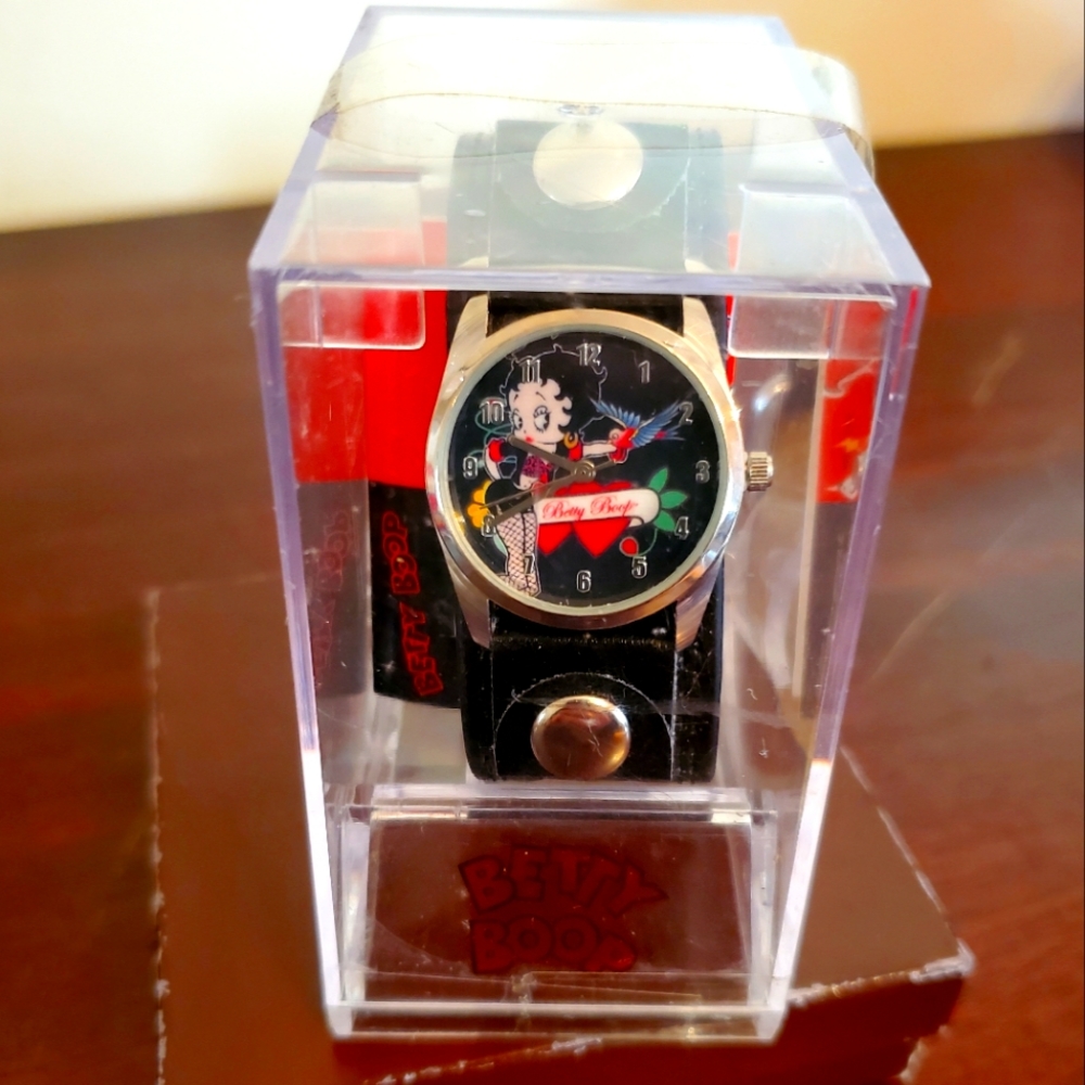 New Betty Boop Women's Wristwatch. Vintage.